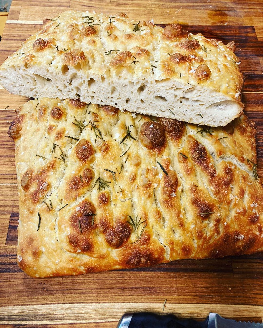 Focaccia with herbs
