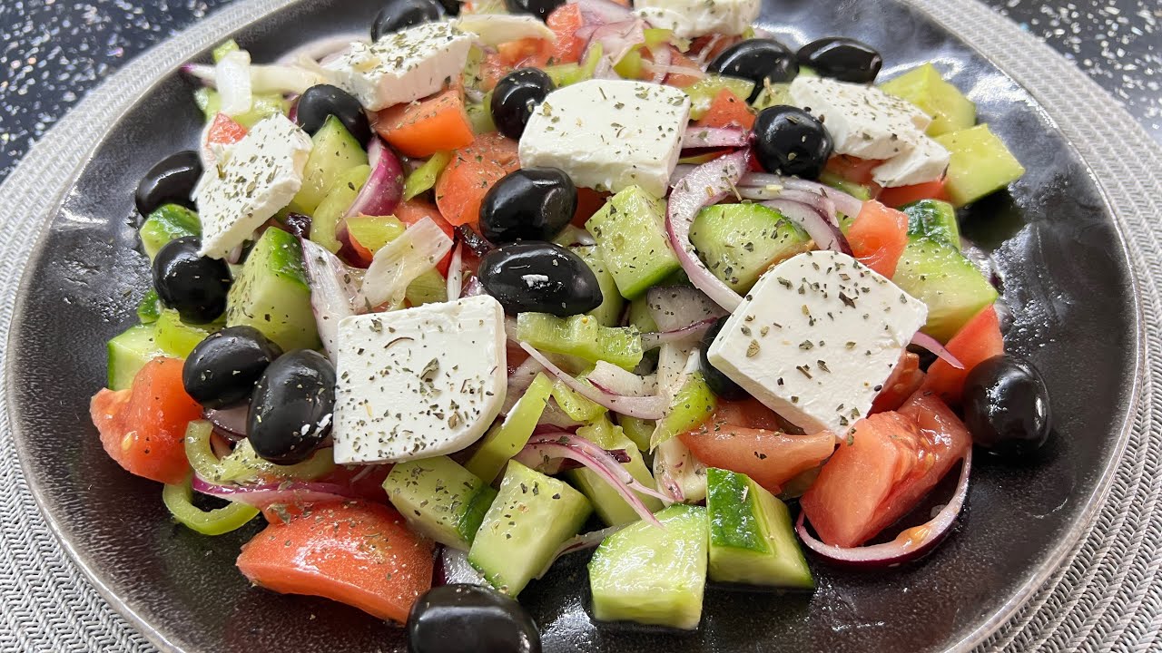 Sallat greke / Greek salad 
