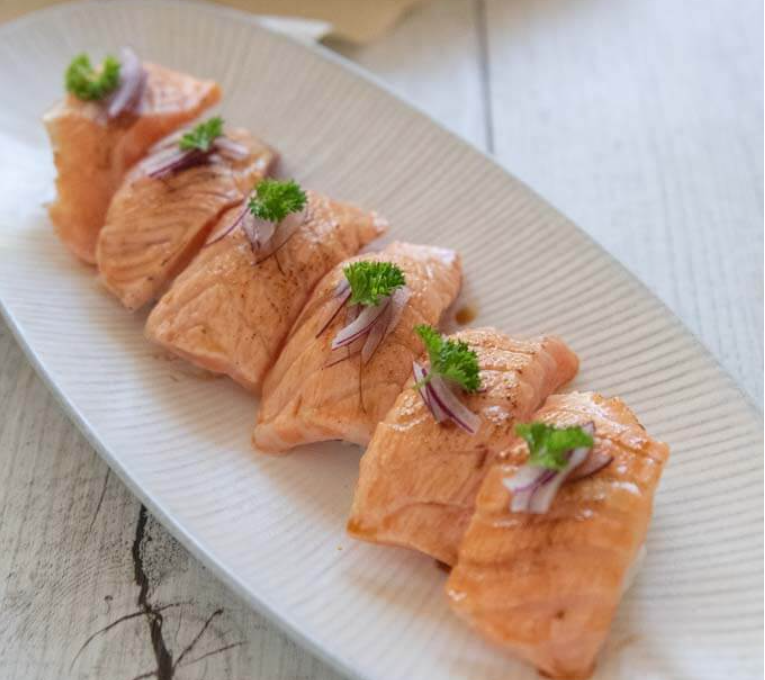 Salmon Aburi Nigiri