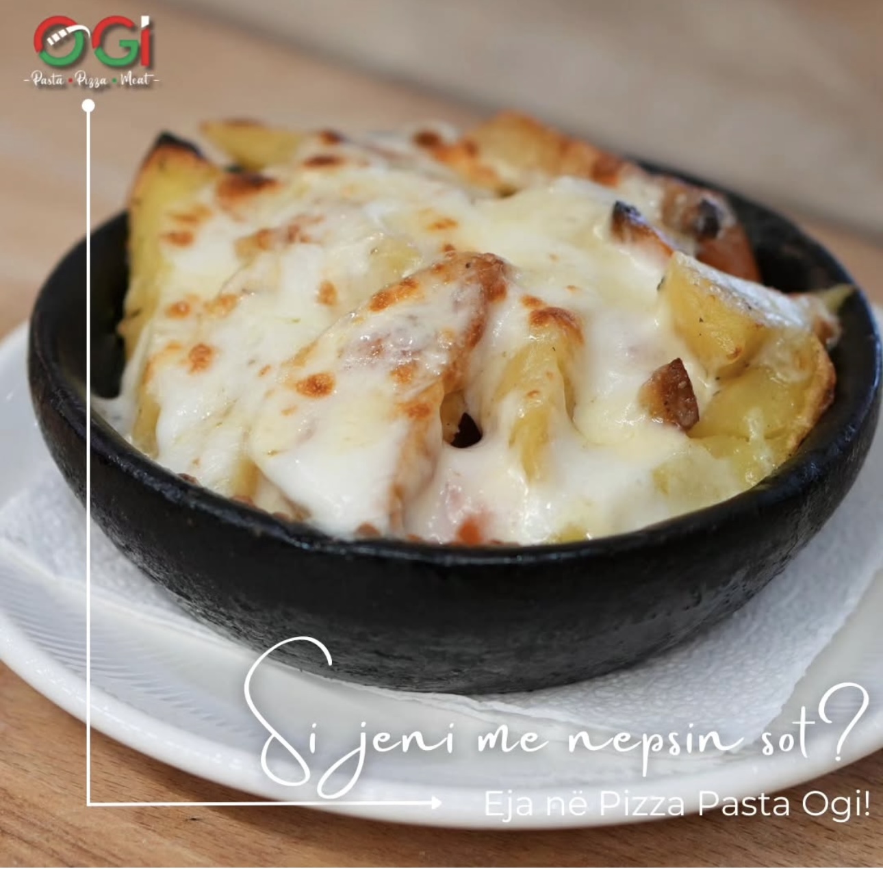 Baked patatoes with cheese