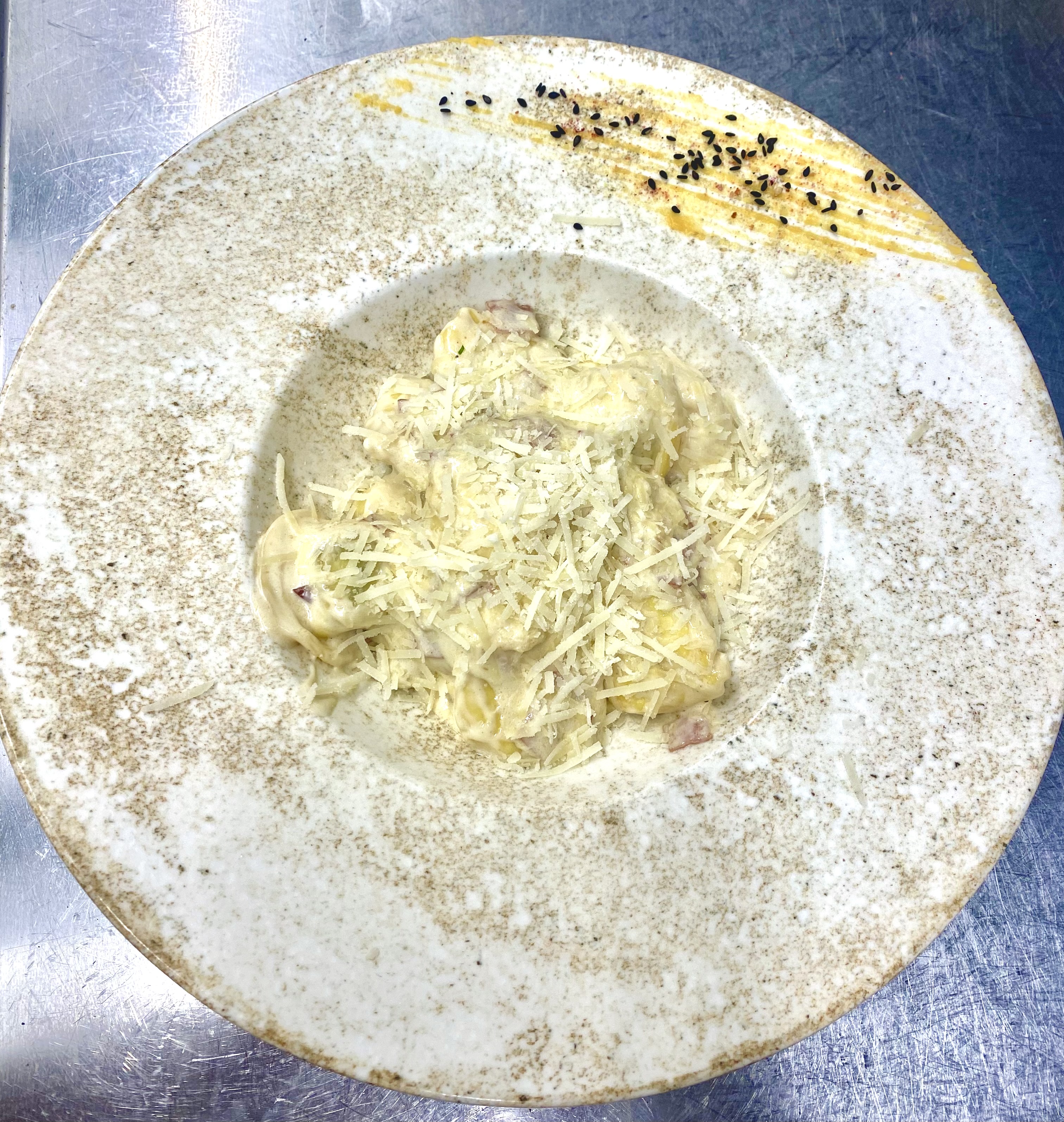 Panna ham tortellini