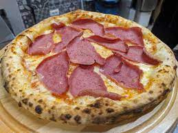 Pizza Ham Salami