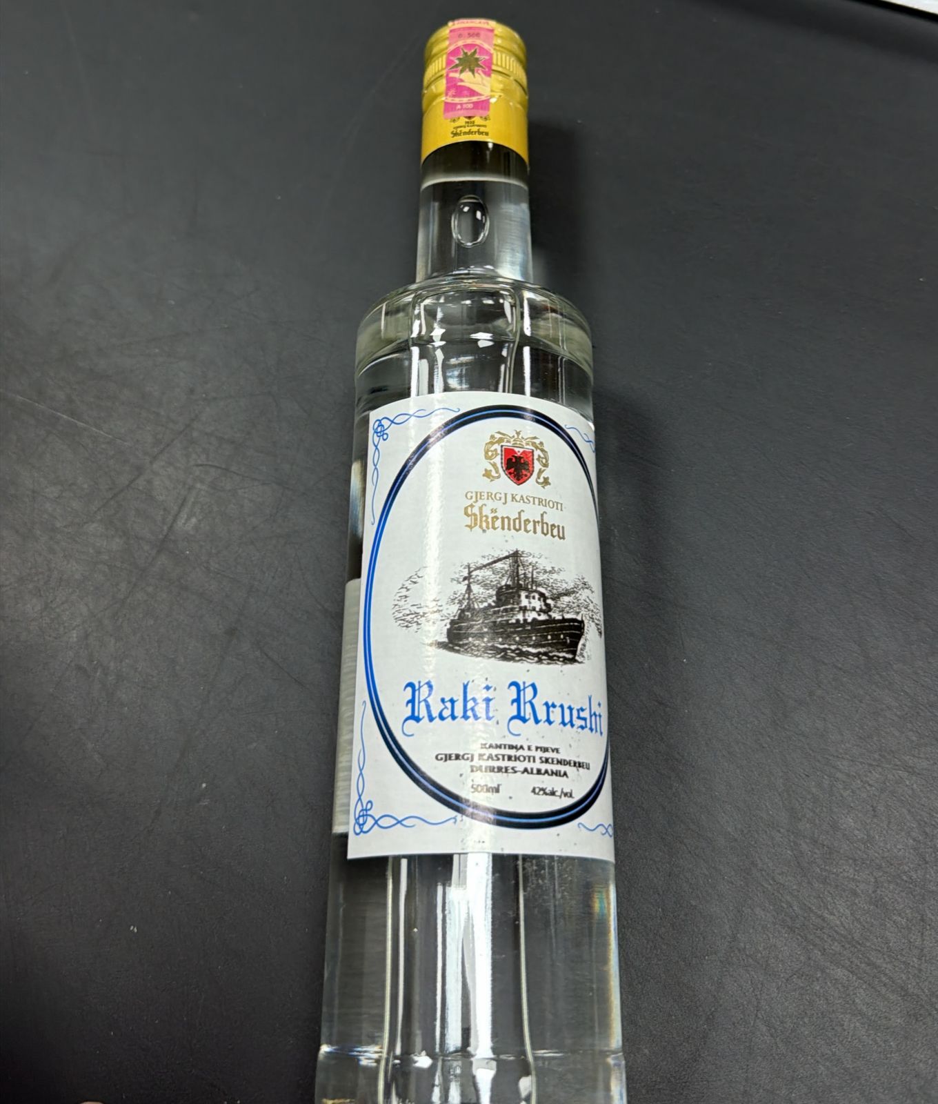Red Grape Albanian Raki 500 ml