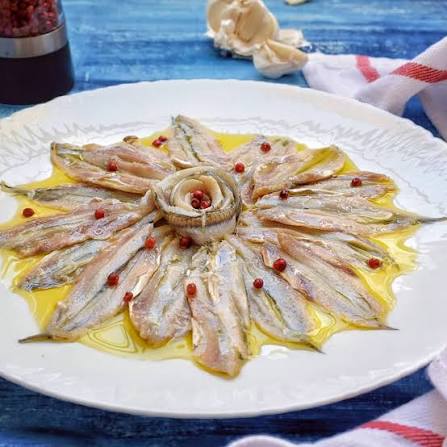 Fried anchovies