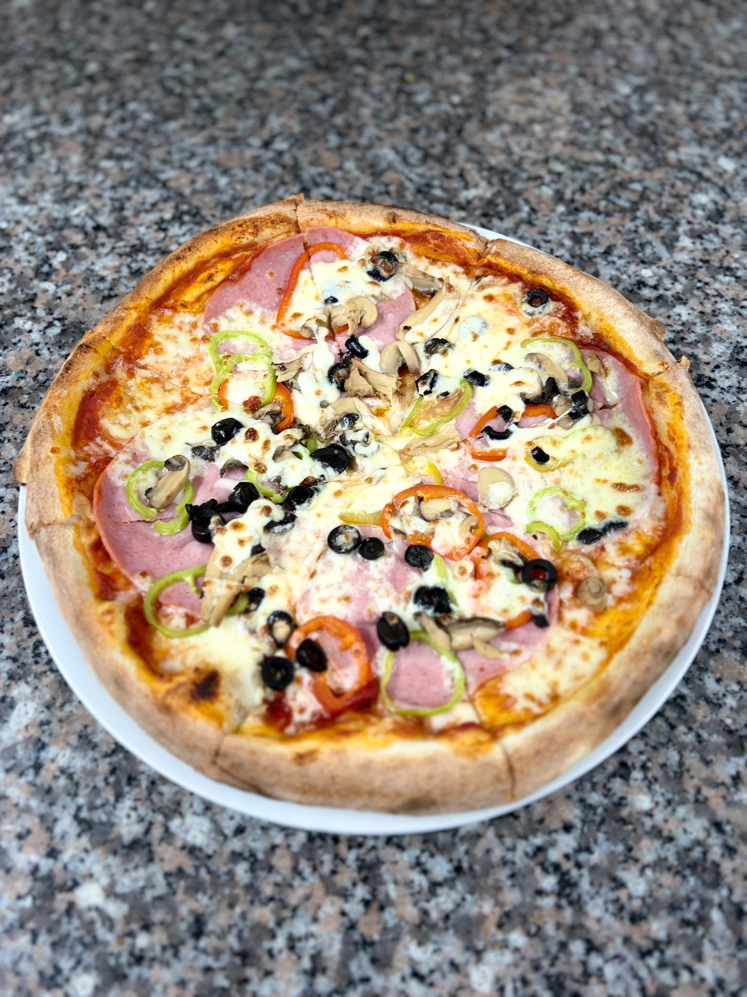 PIZZA Capricioza